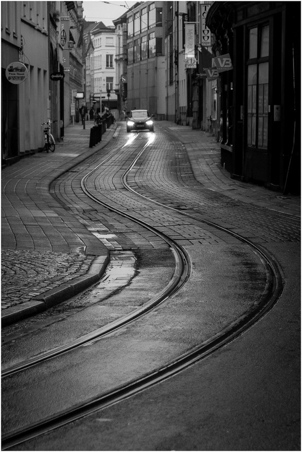 Karel Cuyvers - Tramsporen - (1/200 sec. bij f / 5,0 ISO 800)