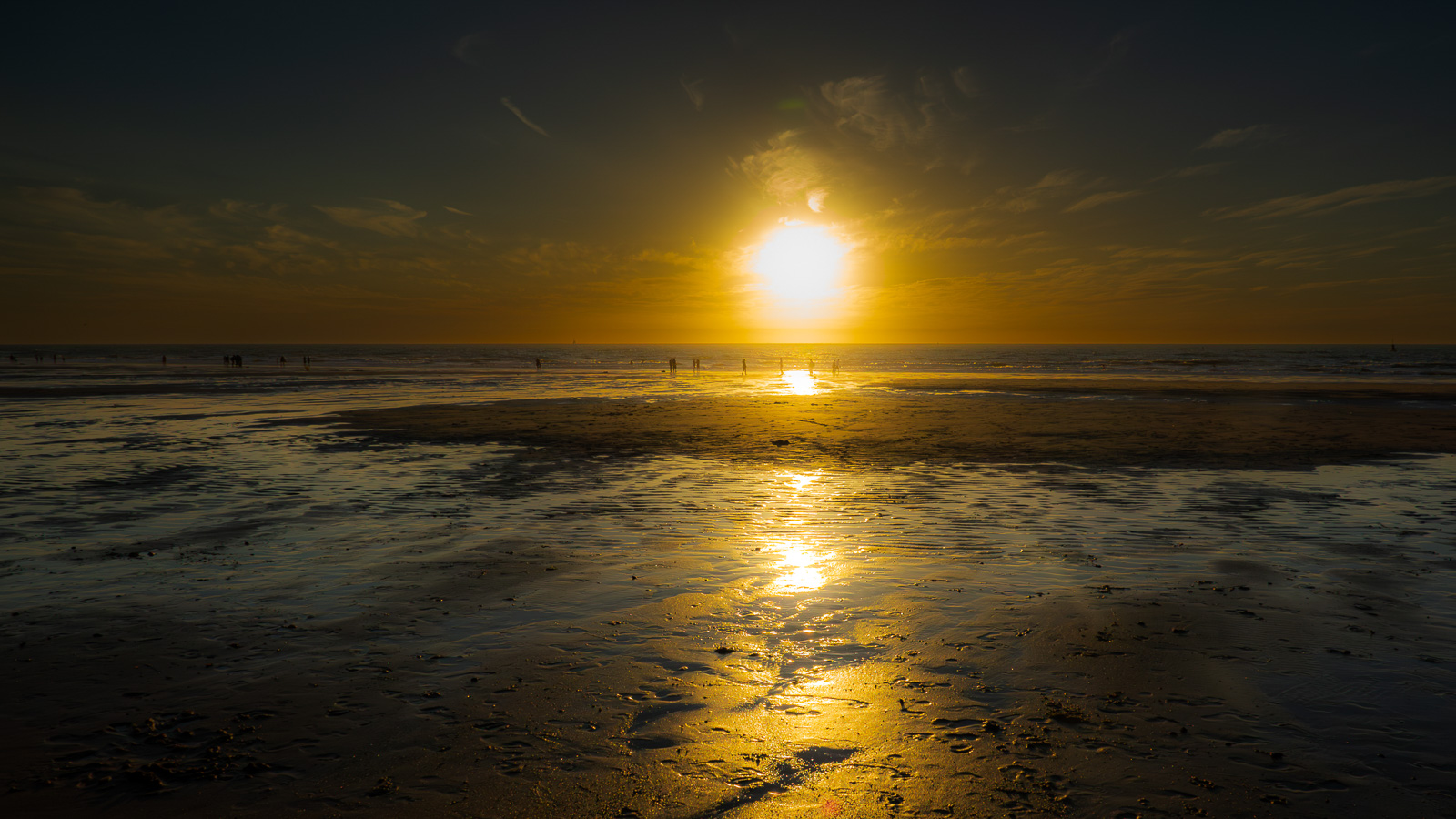 Chantal Bensch - Summer sunset - (1/3200 sec. bij f / 5,6 ISO 400)